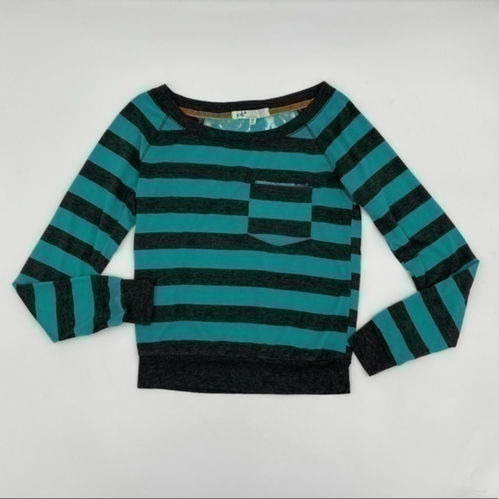 JOLT Sweater